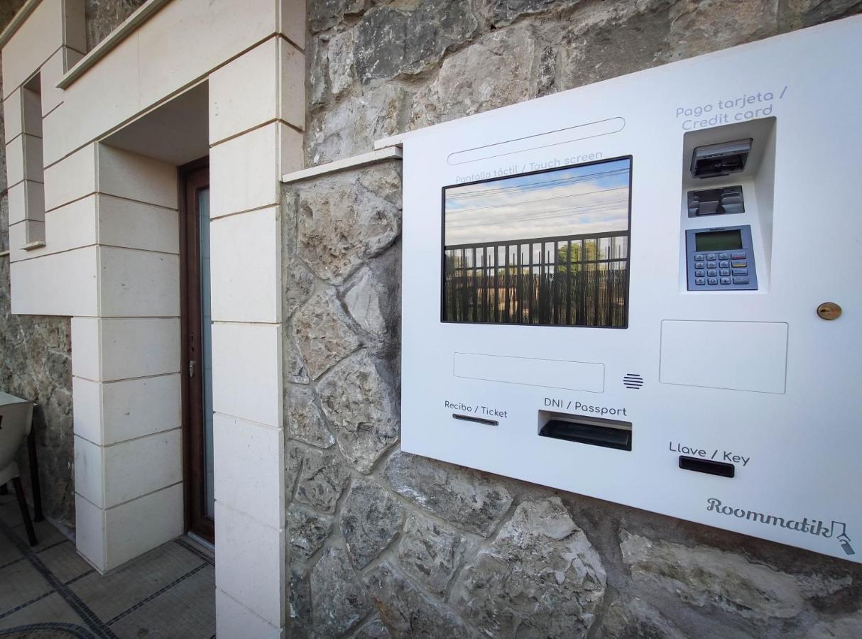 Hostal Oleo Auto Check-In Santander Exteriör bild