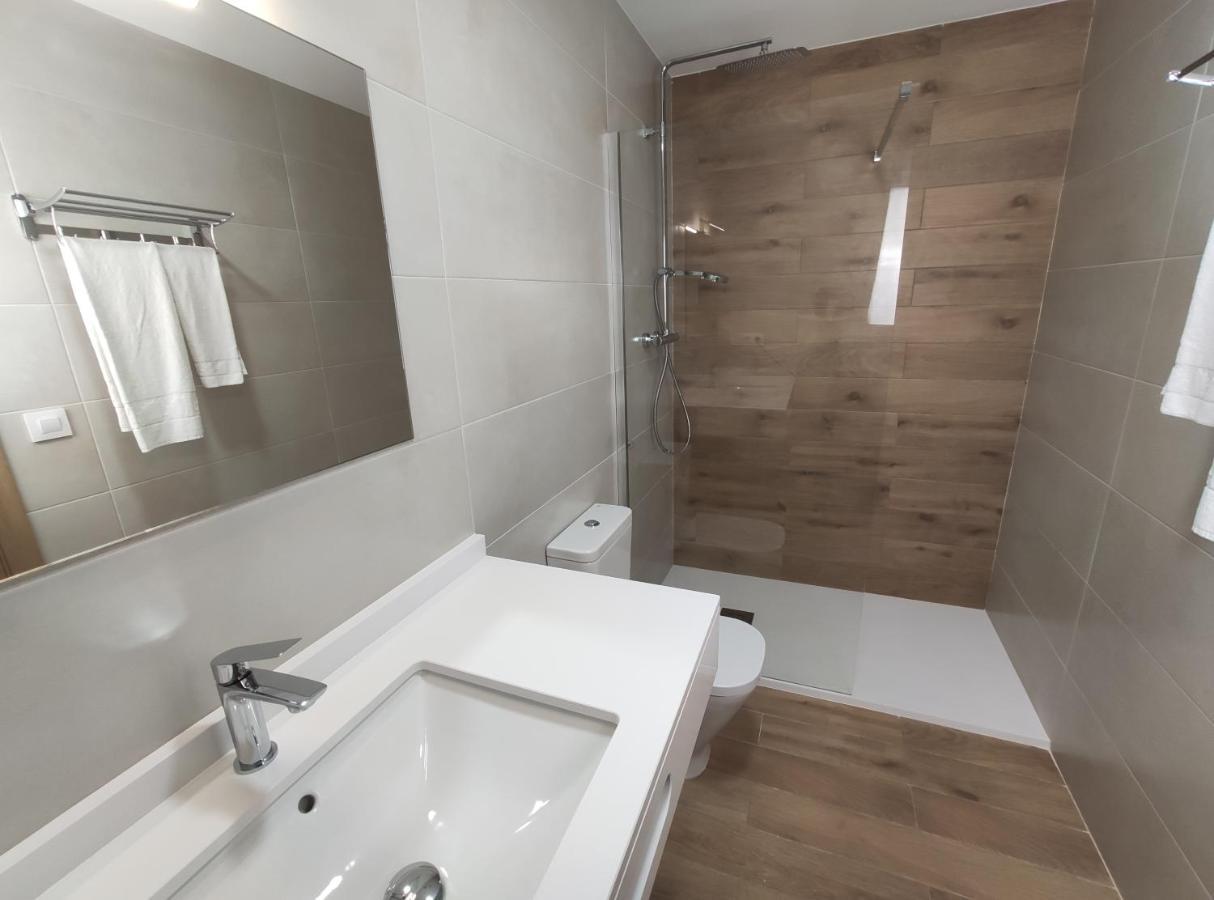Hostal Oleo Auto Check-In Santander Exteriör bild