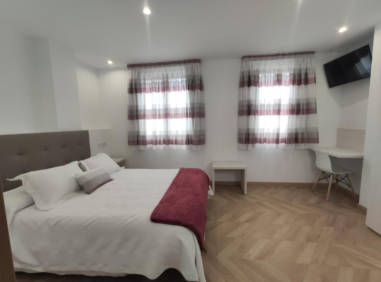 Hostal Oleo Auto Check-In Santander Exteriör bild