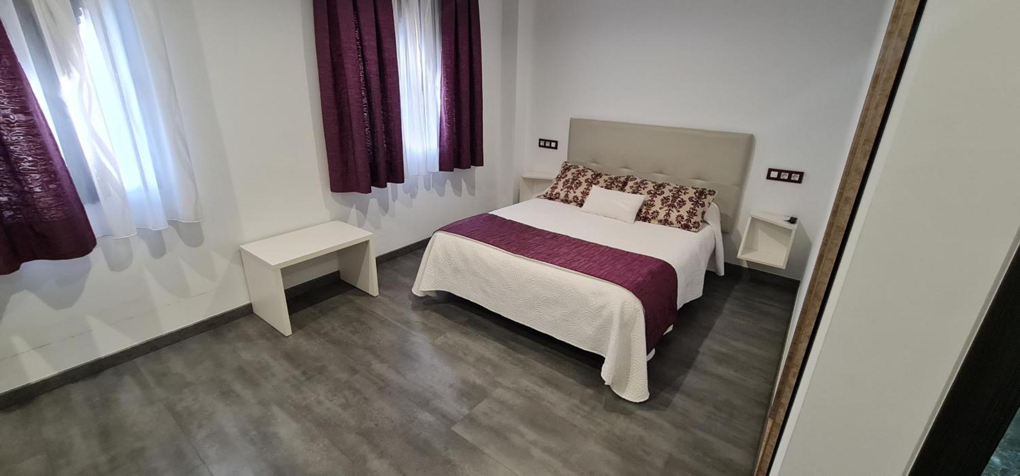Hostal Oleo Auto Check-In Santander Exteriör bild